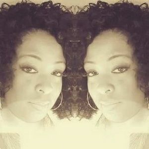 Meet your Posher, Sparkle